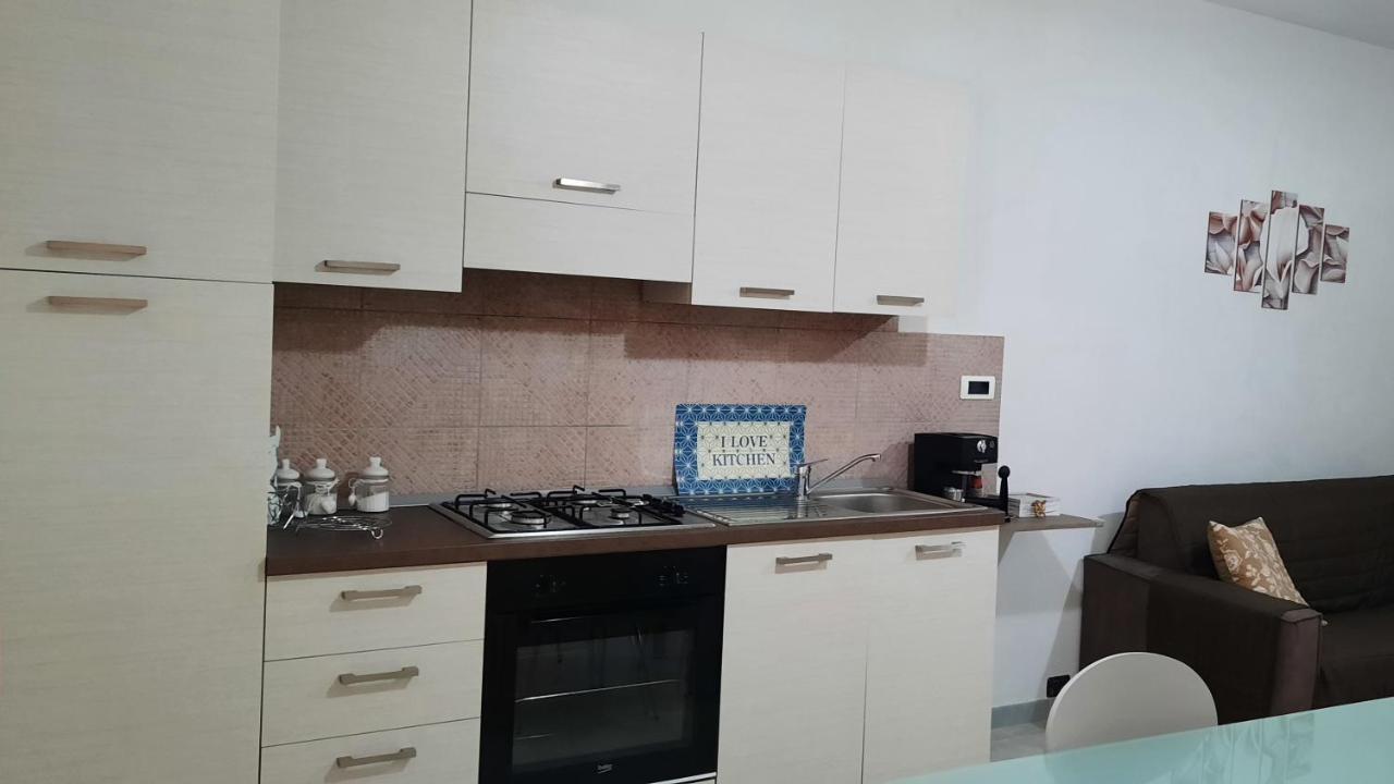 Casa Vacanze Il Glicine 1 Apartment Pachino Bagian luar foto